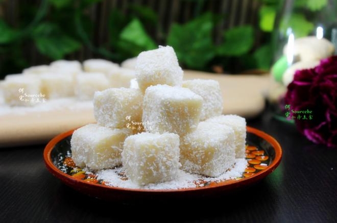 椰香小方糕
