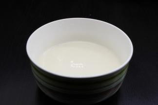 过刷后，盖上盖子，静放30分钟；