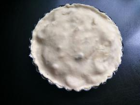 再幹一个面皮放入香蕉片上。