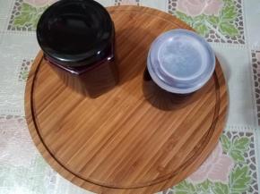 趁热装瓶密封即可保存很久。