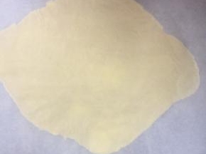 擀成了椭圆，马马虎虎吧