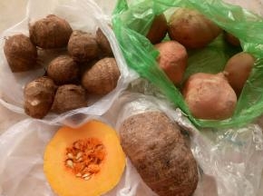 准备材料。喜欢哪个口味就买那个。