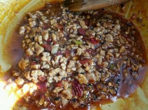 香菇肉酱熬至如此即可。