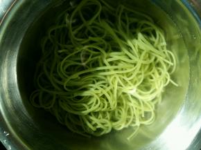 面条捞出来过1次凉水。