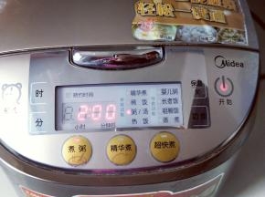 启动电饭煲煮粥功能，自动时间为2小时。