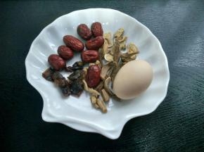 准备鸡蛋。