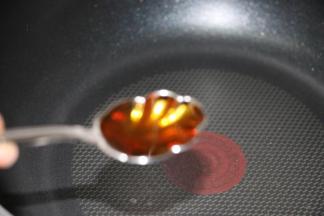 小火，下芝麻油
