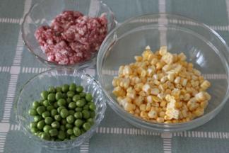 准备好主要材料
玉米剥粒粒