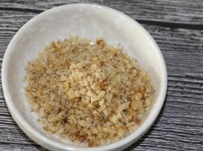 核桃仁切碎