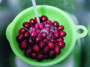 用冷水冲洗两遍。