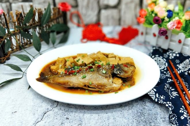 鲈鱼烧豆腐