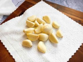 清洗好了后用洁净的布擦一擦。