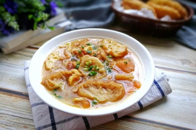油条番茄鸡蛋汤