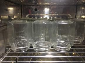 制作时，容器一定要消毒晾干。