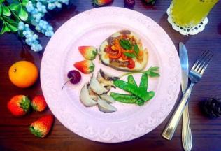 配上水果不仅有颜值还营养均衡