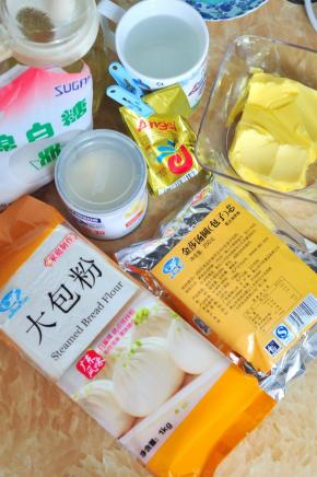 准备好所用到的原料。