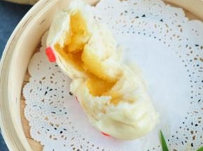 馅最好包多些，才容易出现流动的现象。