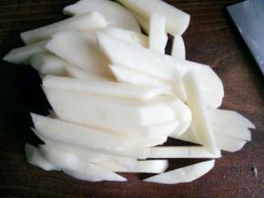 土豆切条