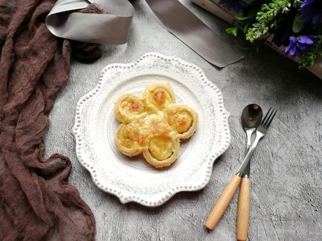 飞饼花朵香蕉卷