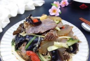 近看，太美味了，特别喜欢吃牛筋。
