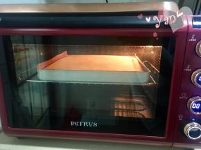 放入烤箱，165度烤20分钟；