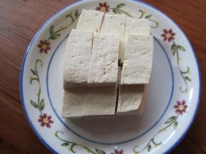 北豆腐切厚片