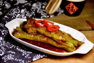 虎皮尖椒酿肉热辣出锅