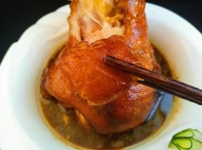 十分软糯，肥而不腻，瘦而不柴