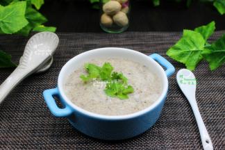 这款香浓顺滑的香菇浓汤，不仅小孩喜欢吃，大人也可以来一碗，这个寒假不一样，全家都提高免疫力了。是不是很赞呢？学会了吗？