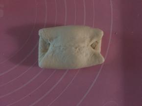 上下端对折捏紧