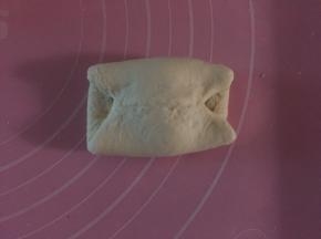 上下端对折捏紧