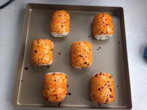 发酵到1.5-2倍（烤箱35度35分钟）