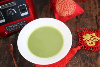 这道浓汤滋味鲜美，好喝又很有营养，相信你一定会喜欢的！