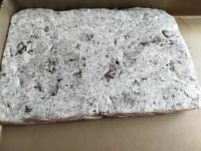 倒入烤盘进行整形