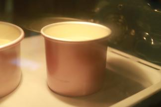 超喜欢烤箱里可爱的四寸加高蛋糕