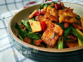 相当诱人吧 盛饭吃起来