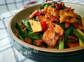 相当诱人吧 盛饭吃起来
