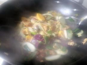 翻炒均匀即可关火