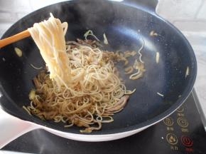 再次炒匀后就可以关火了。