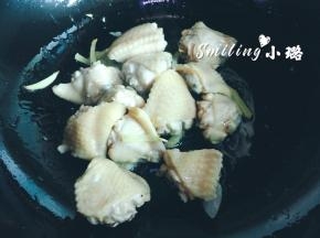 下鸡翅翻炒
