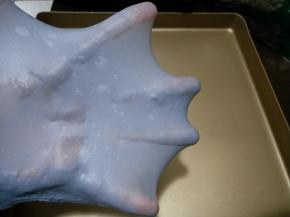 揉出结实不易破的薄膜即可。