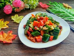 盛入盘中，可以美美的享用啦！