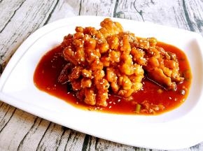 出锅撒上芝麻。