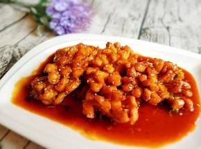 美味的糖醋里脊可以开吃了。