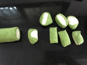 切成大小差不多的剂子。