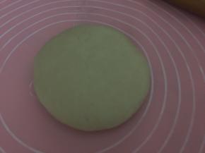 翻面按压扁平即可