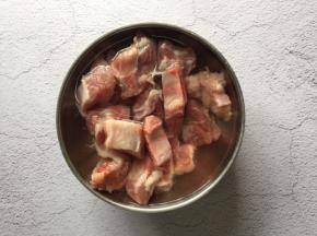 排骨洗净泡去血水