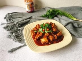 装入盆中撒入少许香菜和辣椒即可