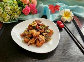 出锅装盘，特别下饭。