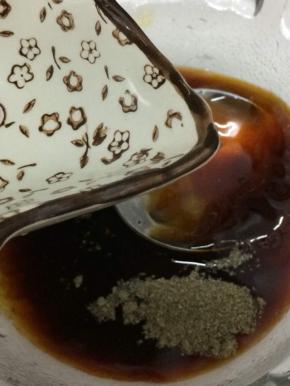 在加入适量的水